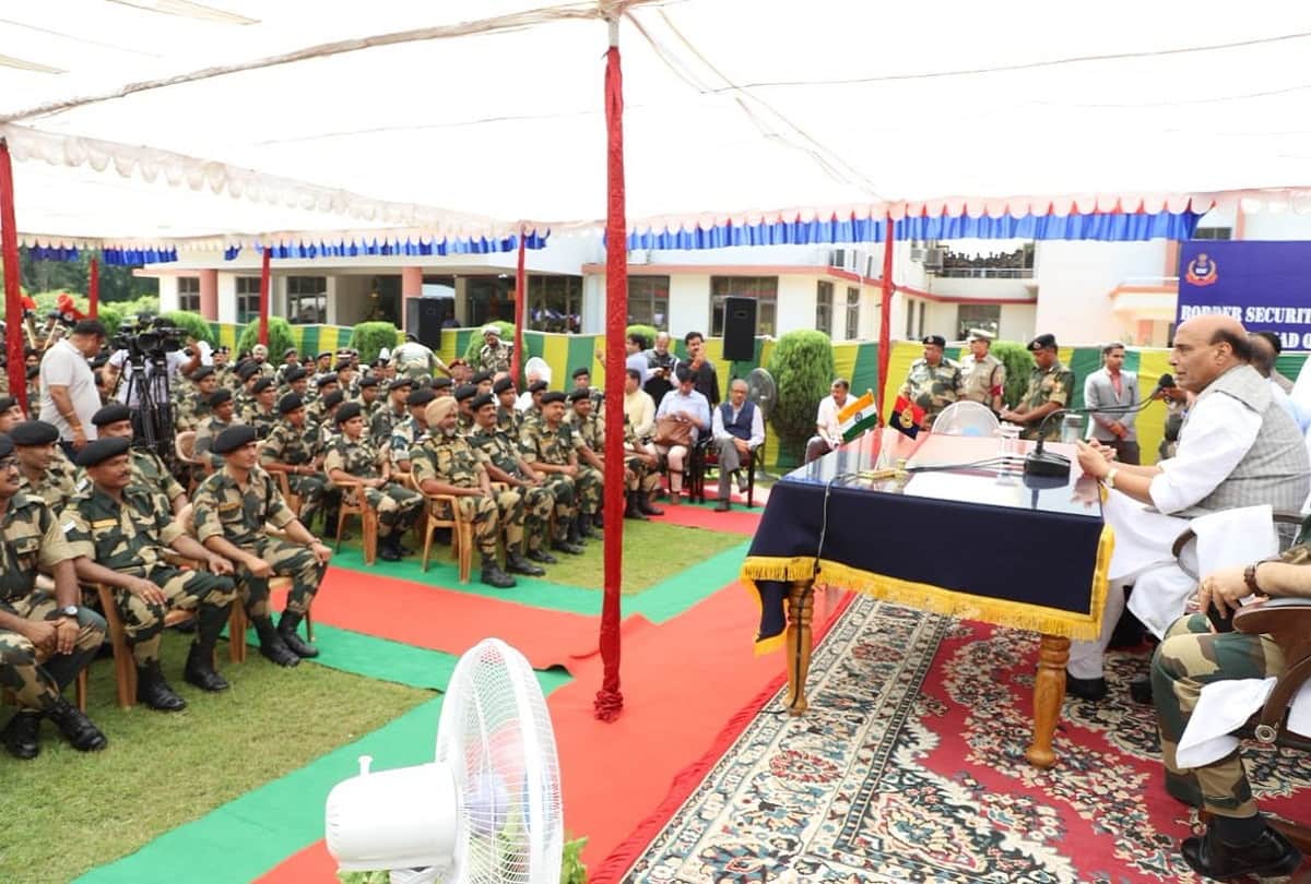 Rajnath Singh to inaugurate smart fence pilot project