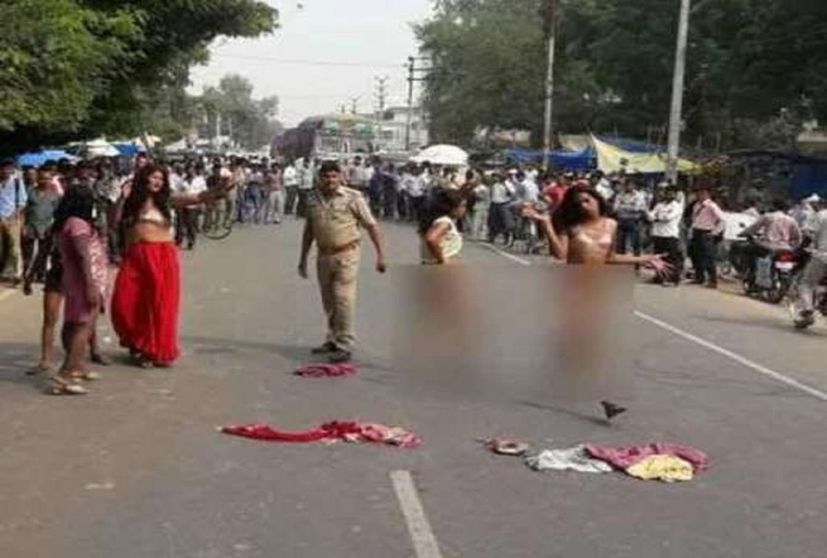 boy in love with transgender in hauz khas delhi