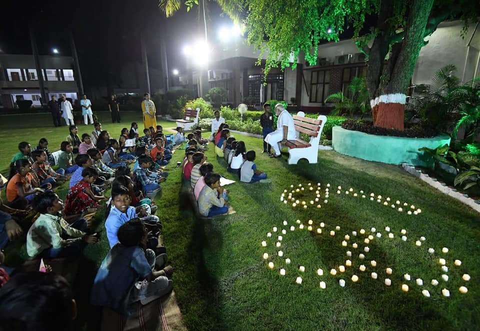see the photos of Pm modi varanasi visit special moment