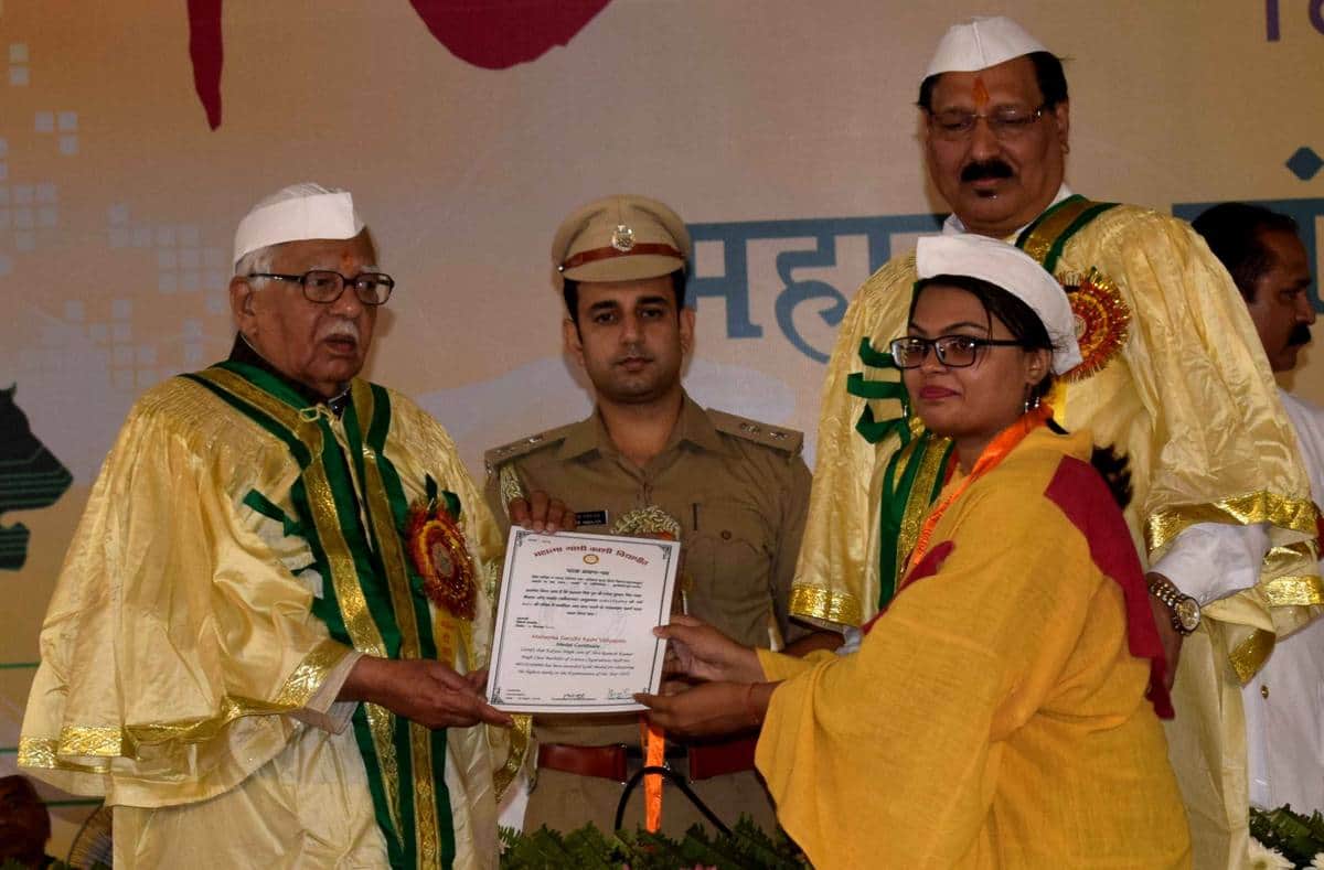 See the pictures of kashi vidyapeeth convocation ceremony