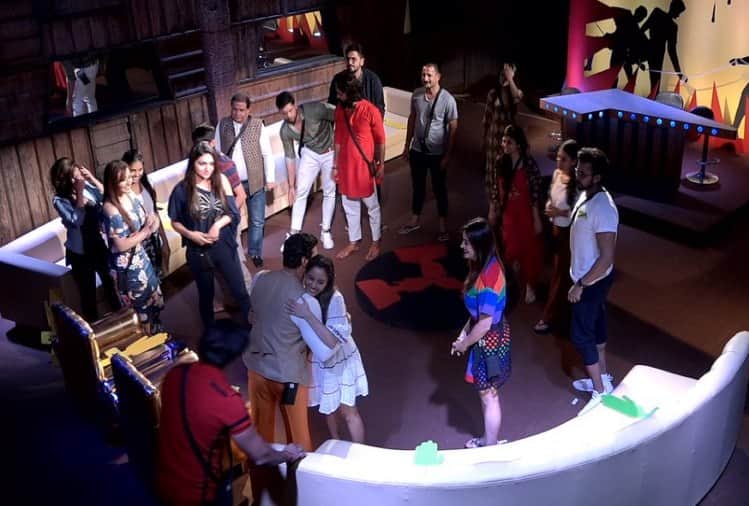 bigg boss 12 contestant dipika kakar khan sisters and anup jalota nominate first week
