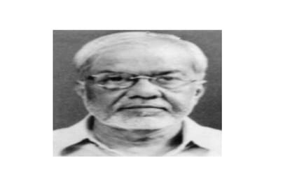 memoirs of Manglesh Dabral and Girdhar Rathi vith late Vishnu Khare