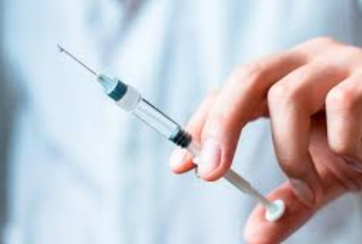 Health deteriorated after injection of toothache, arm had to amputated