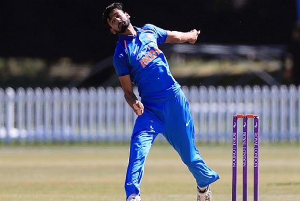 khaleel ahmed officially warned for marlon samuels wicket celebration