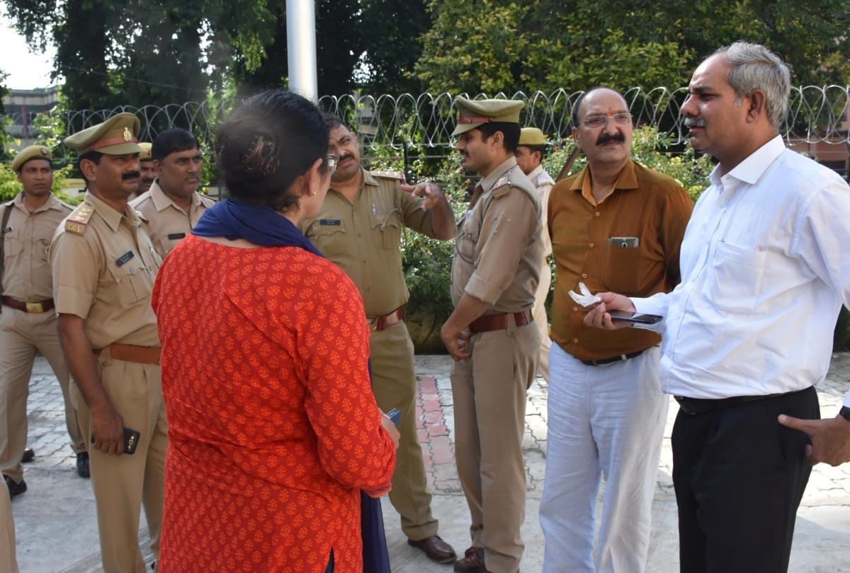 insects found in food of lucknow university central mess