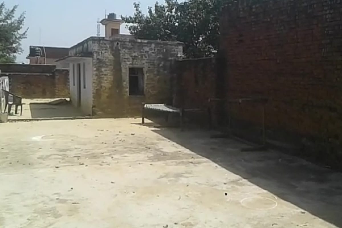 UP: Badmash attacked family in Gunfire in hastinapur one died saveral injured