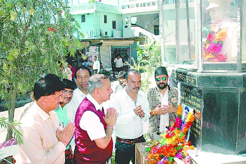 Martyr Lieutenant Mihara remembered on the death anniversary