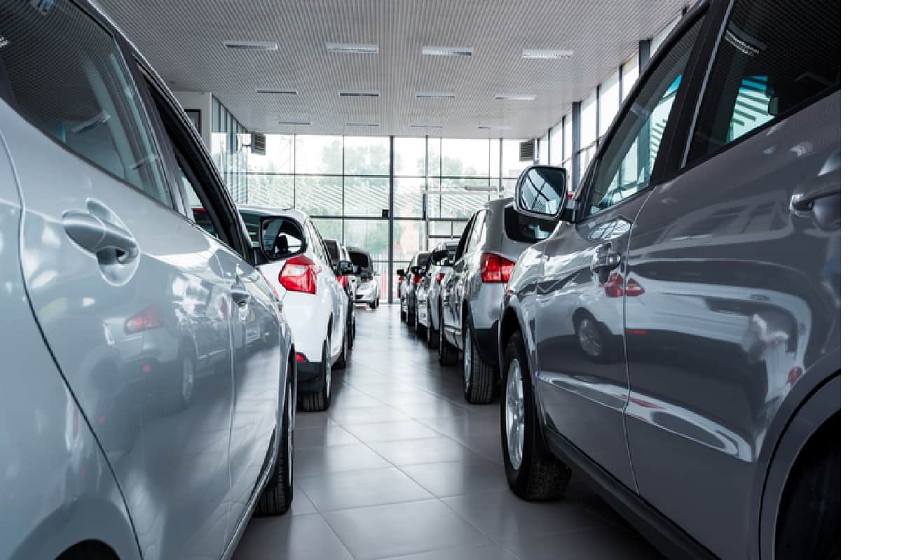 second hand cars pre owned cars used cars market Spinny's second quarter report claims second hand cars market continues to grow