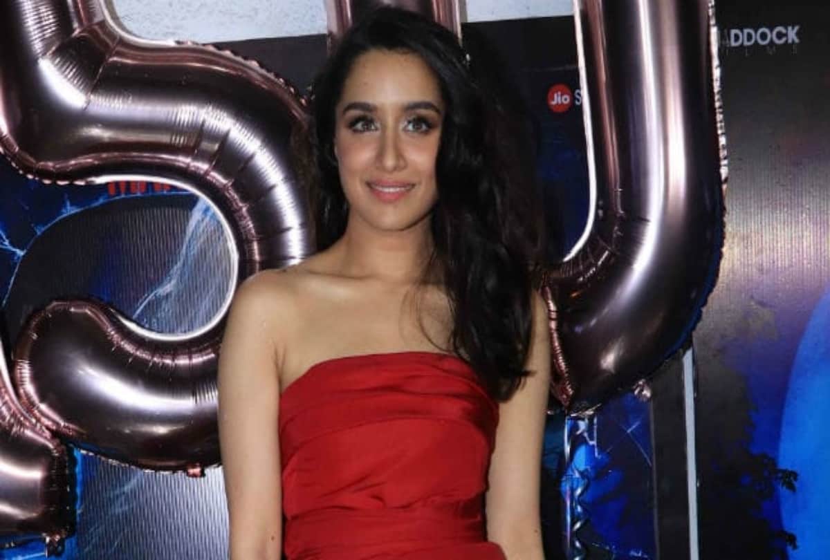 Shraddha Kapoor in Saina Nehwal Biopic fans will seen romantic side of Badminton star