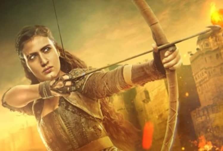 aamir khan film thugs of hindostan second motion poster and fatima sana shaikh look relaese