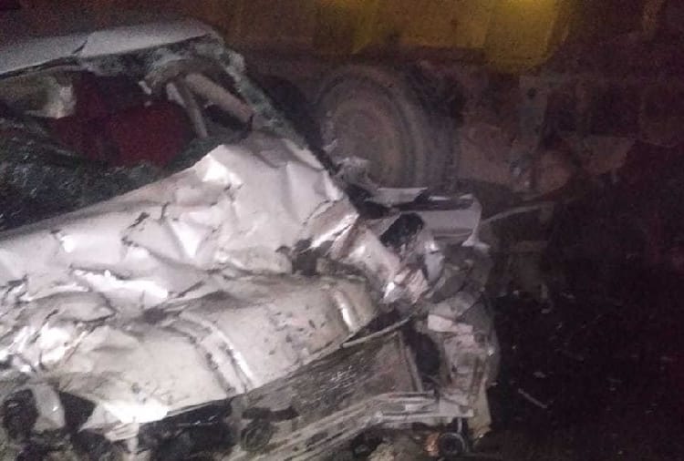 Four people including two troopers dead in collision with truck and car accident in haryana