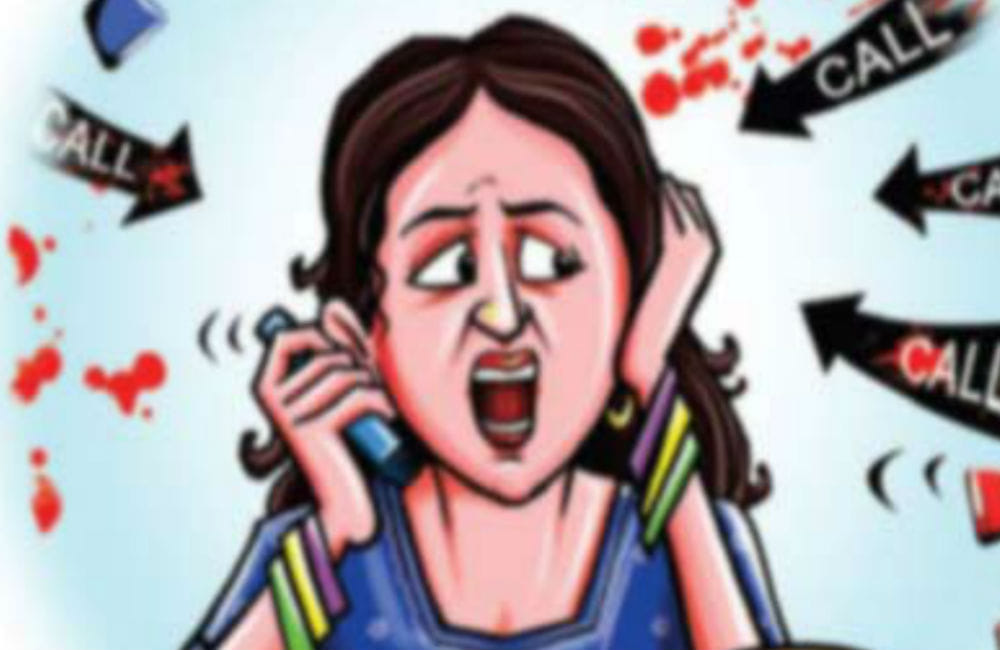 UP police absurd advice to the woman for unknown phone calls