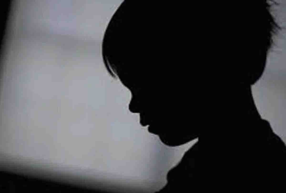 youngman misdeed with six years old child