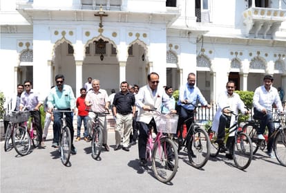 VC and doctors of KGMU will come from cycle on every Wednesday