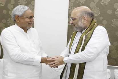 Nitish kumar-Amit shah
