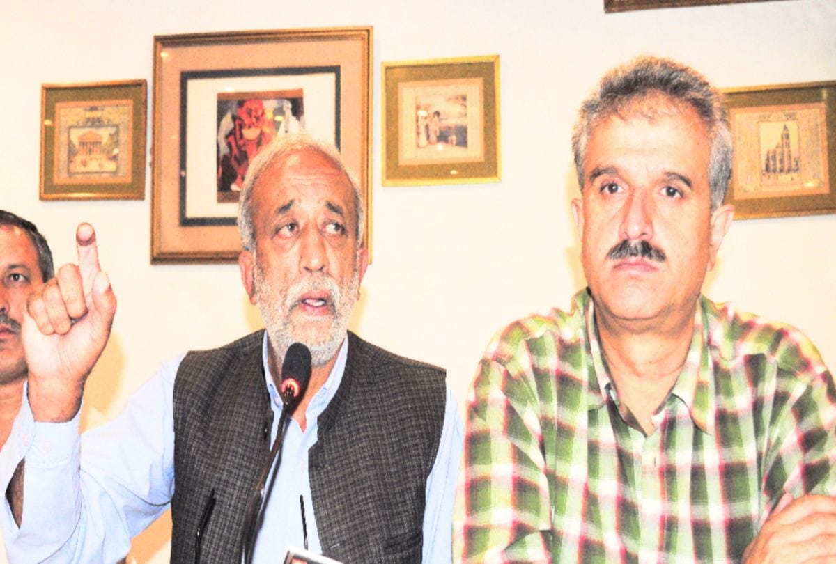 Kisan Sangharsh Samiti will be on Indefinite strike for apple commission issue