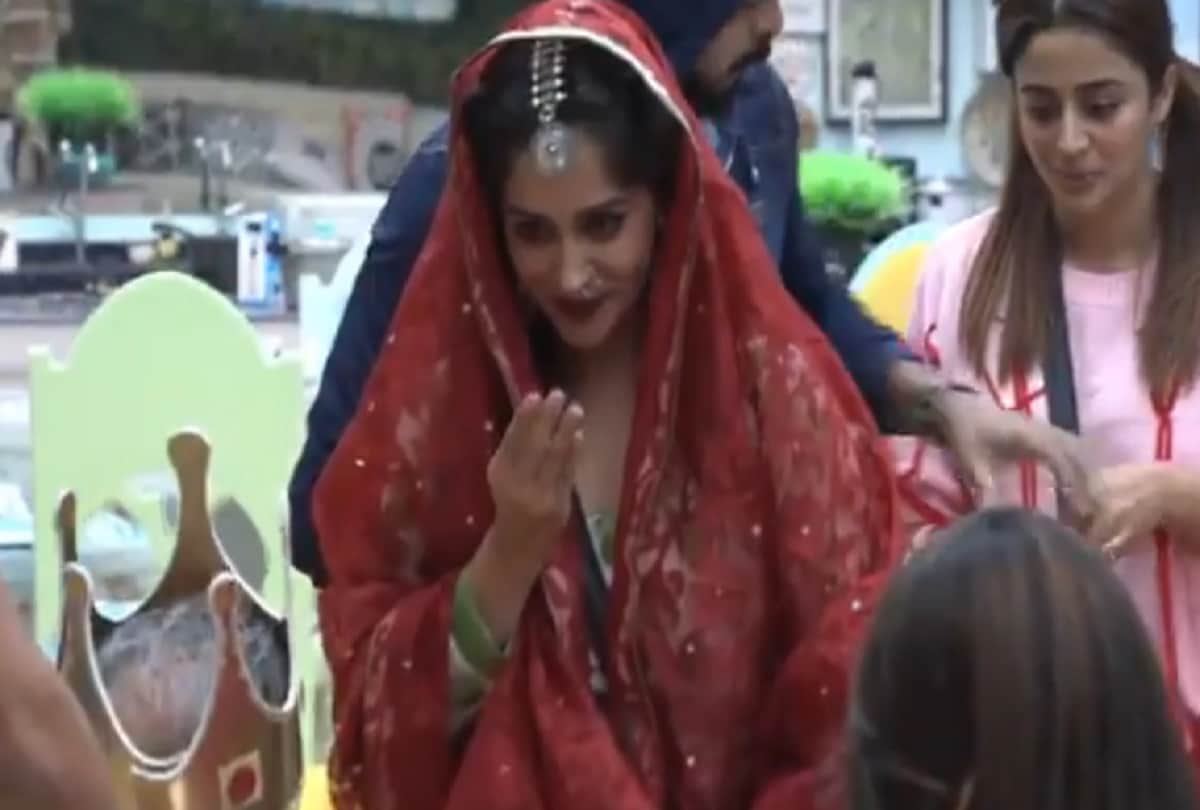 bigg boss live kriti roshmi and deepika kakkar will stand for captaincy