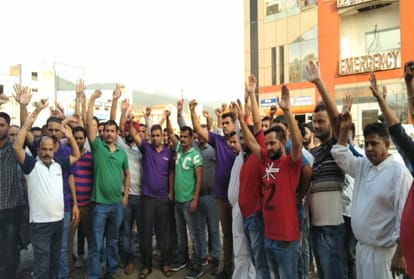 worker died due to trapped in the industry machine at baddi hp