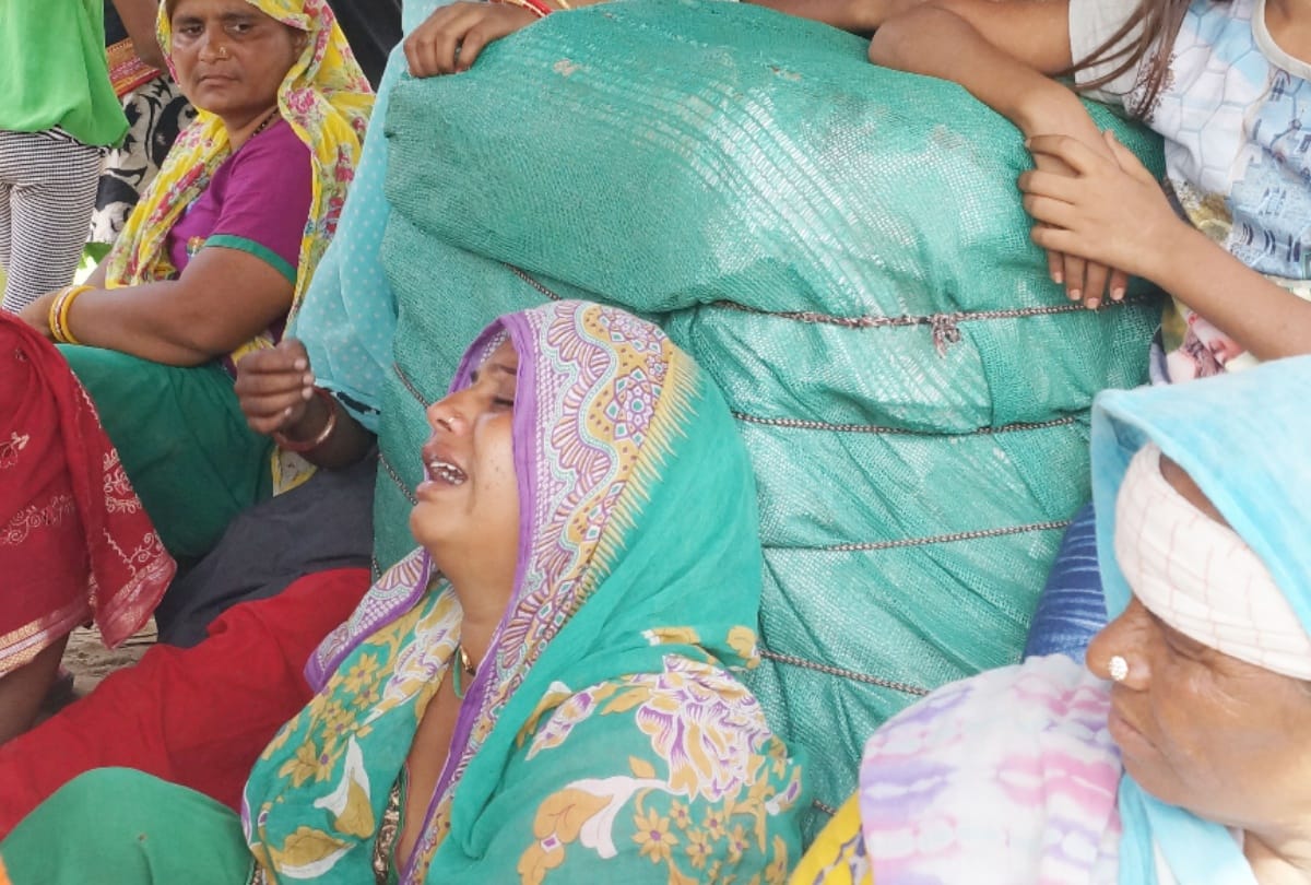Boy drowns in Canal at faridabad