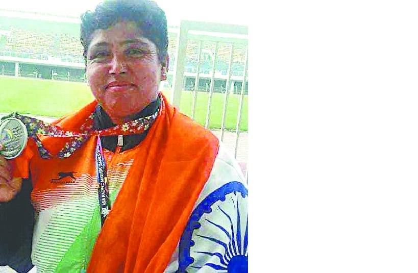 Teacher in Asian-Pacific Games won silver medal