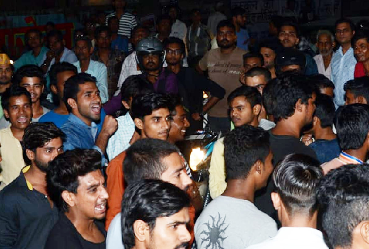 Strike in csa university kanpur students urge to eat