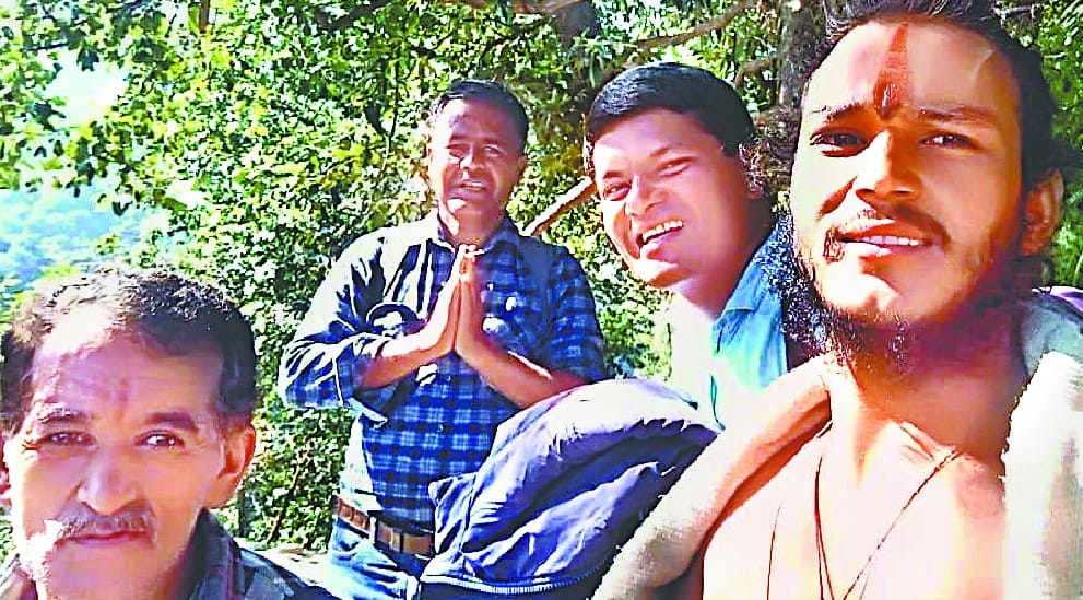 group off to devi, nandkund