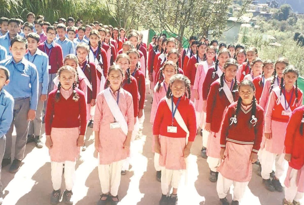 CM jairam Thakur order not to take school building rent from students kullu himachal pradesh