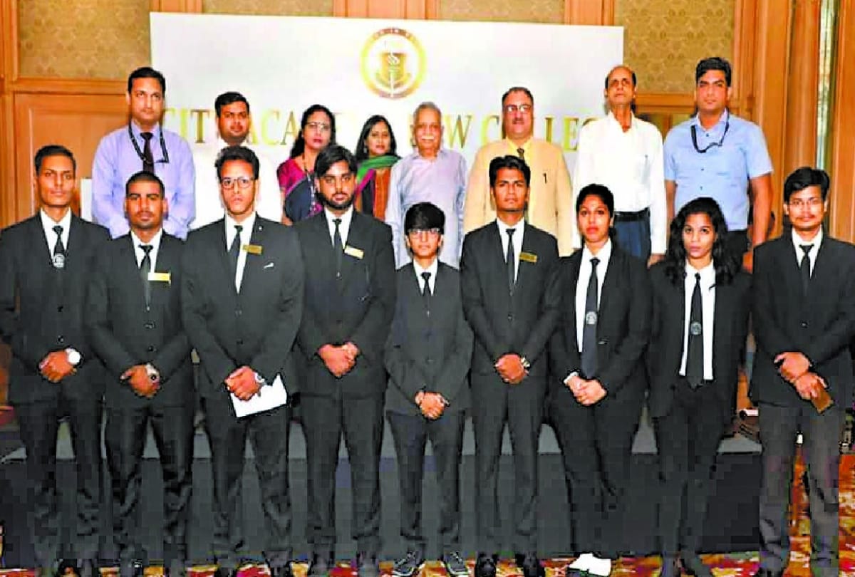 law students are helping poor people to get justice