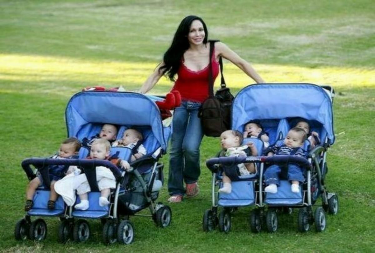 This woman gaves birth to eight children