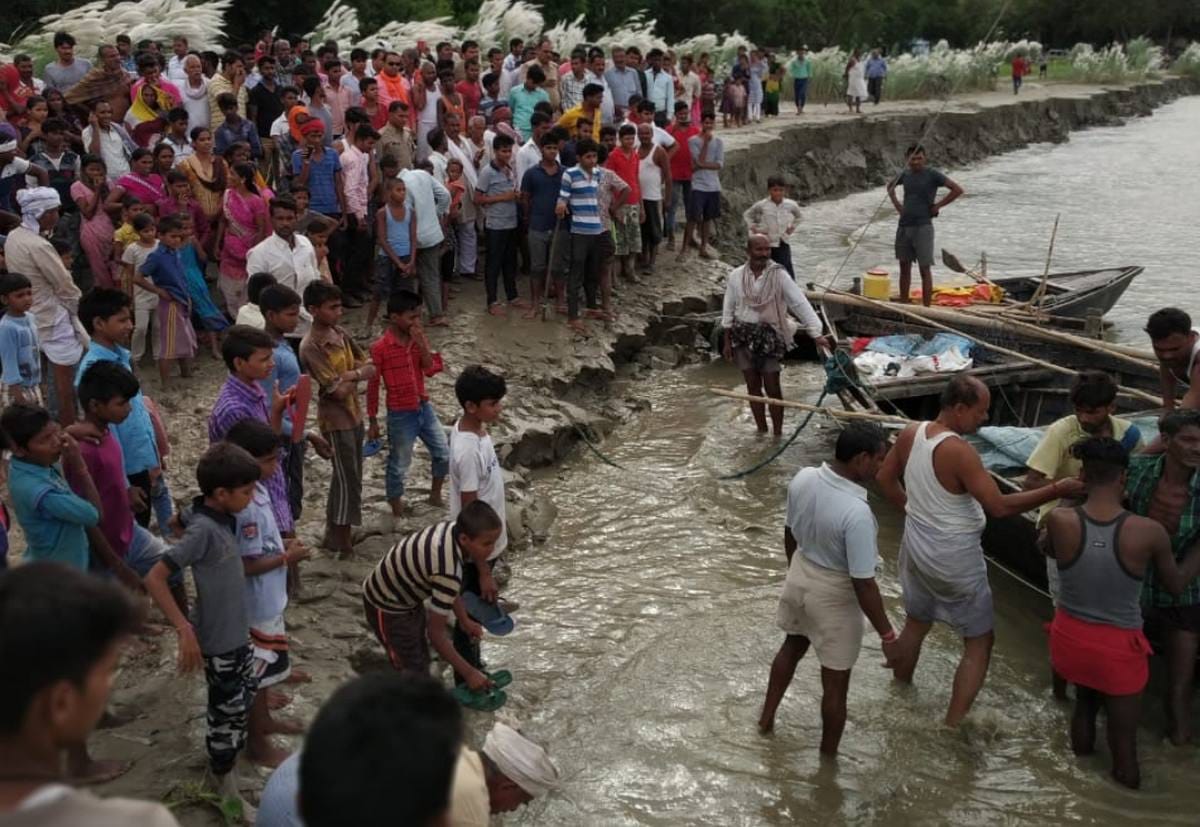 Boat capsized in ghagra river in mau