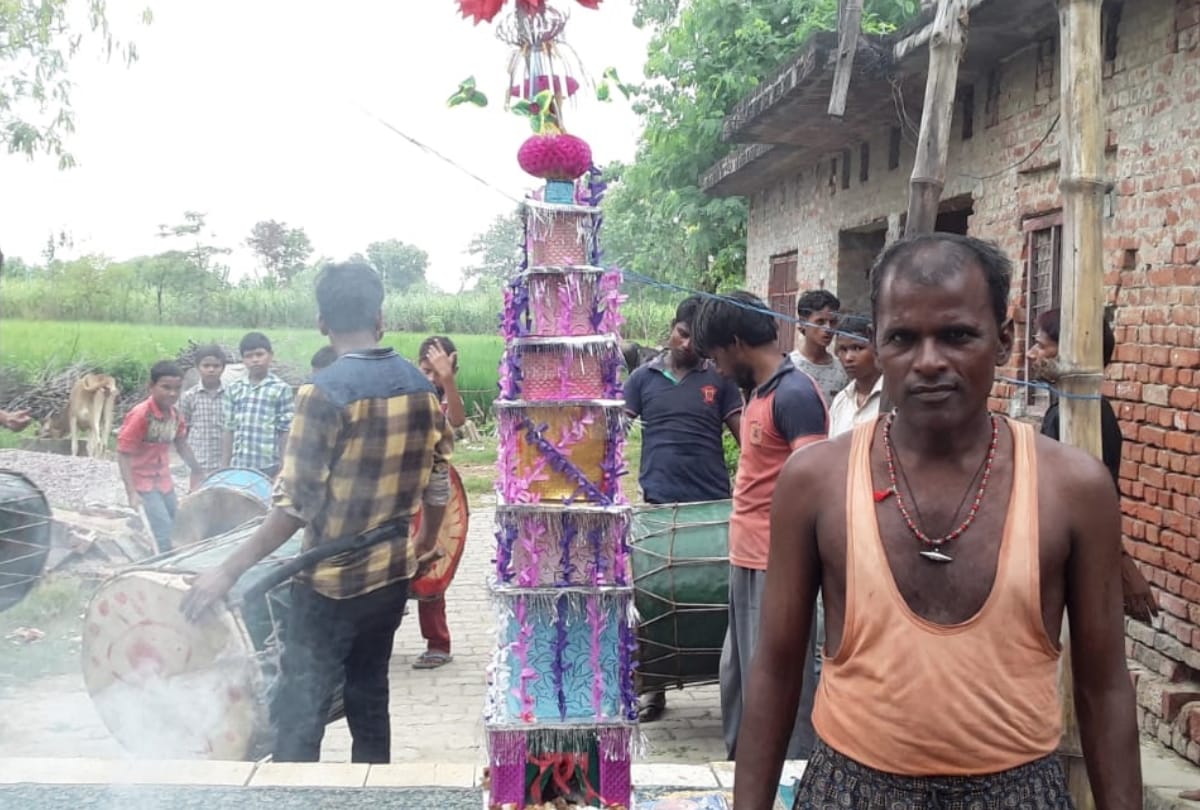 hindu families are also keeping tazia in their home