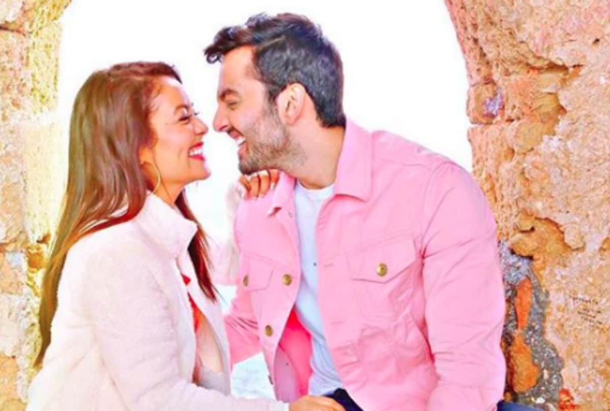 Neha Kakkar Proposed Ranbir Kapoor in Little Champs show after breakup with Himansh Kohli