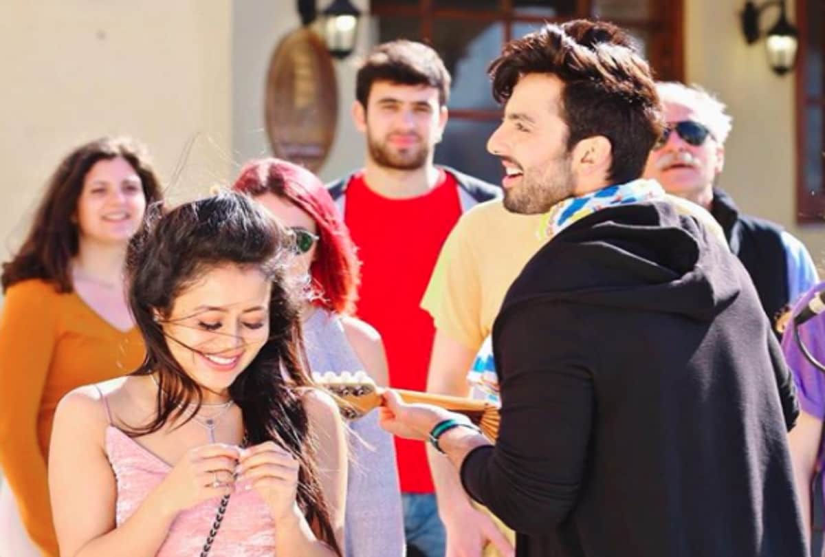 neha kakkar break up with himansh kohli unfollow each other