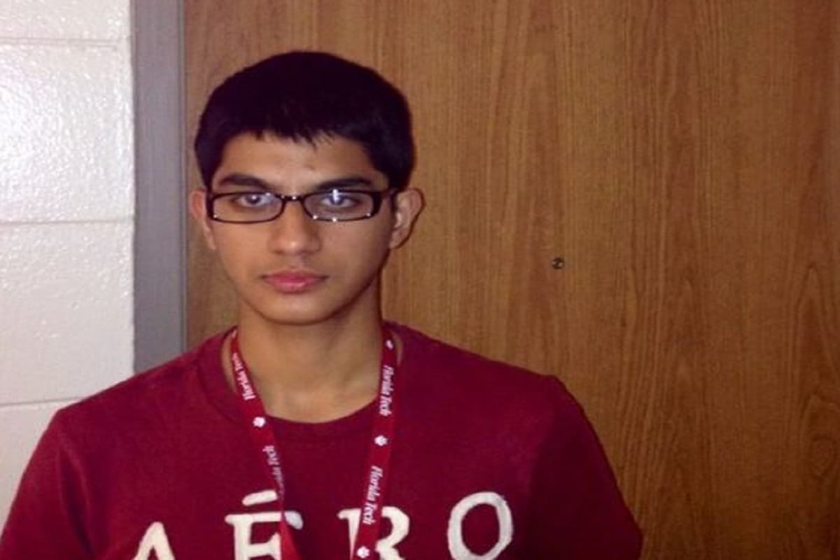 22 years old lad caught while trying to steal passenger jet aircraft