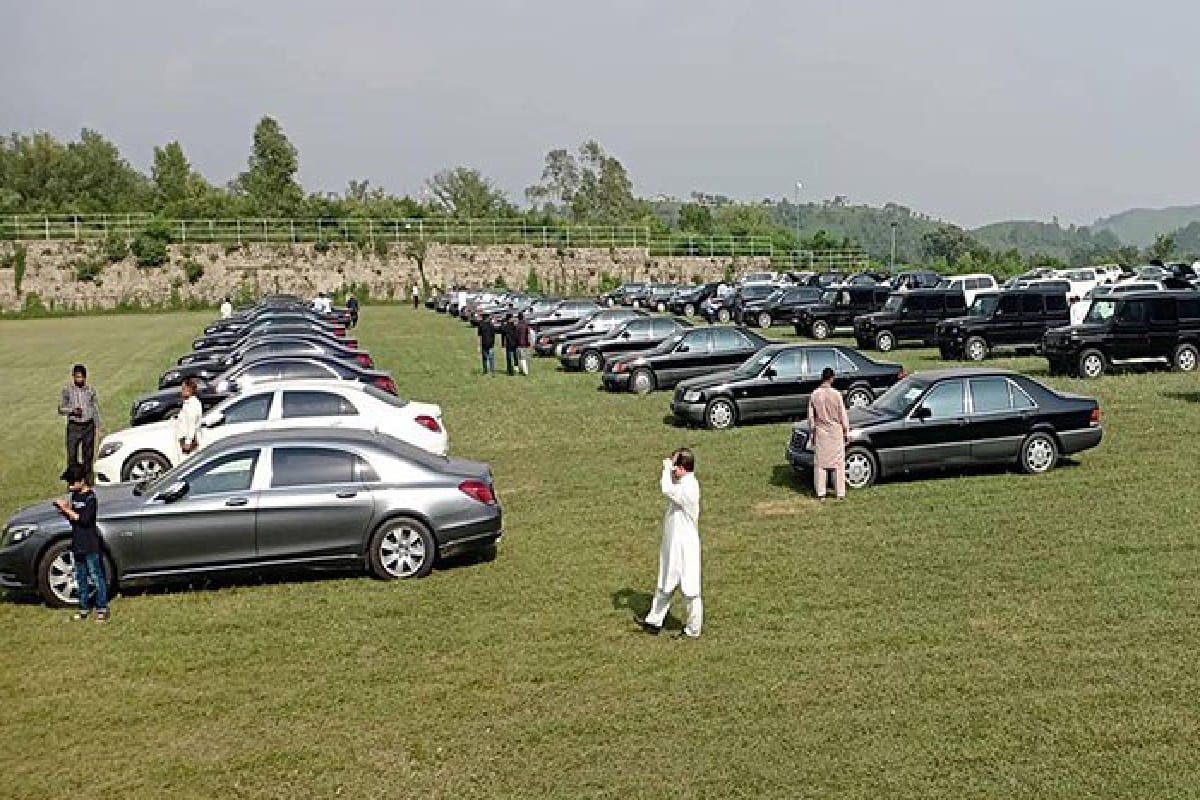 pakistan's prime minister car auction
