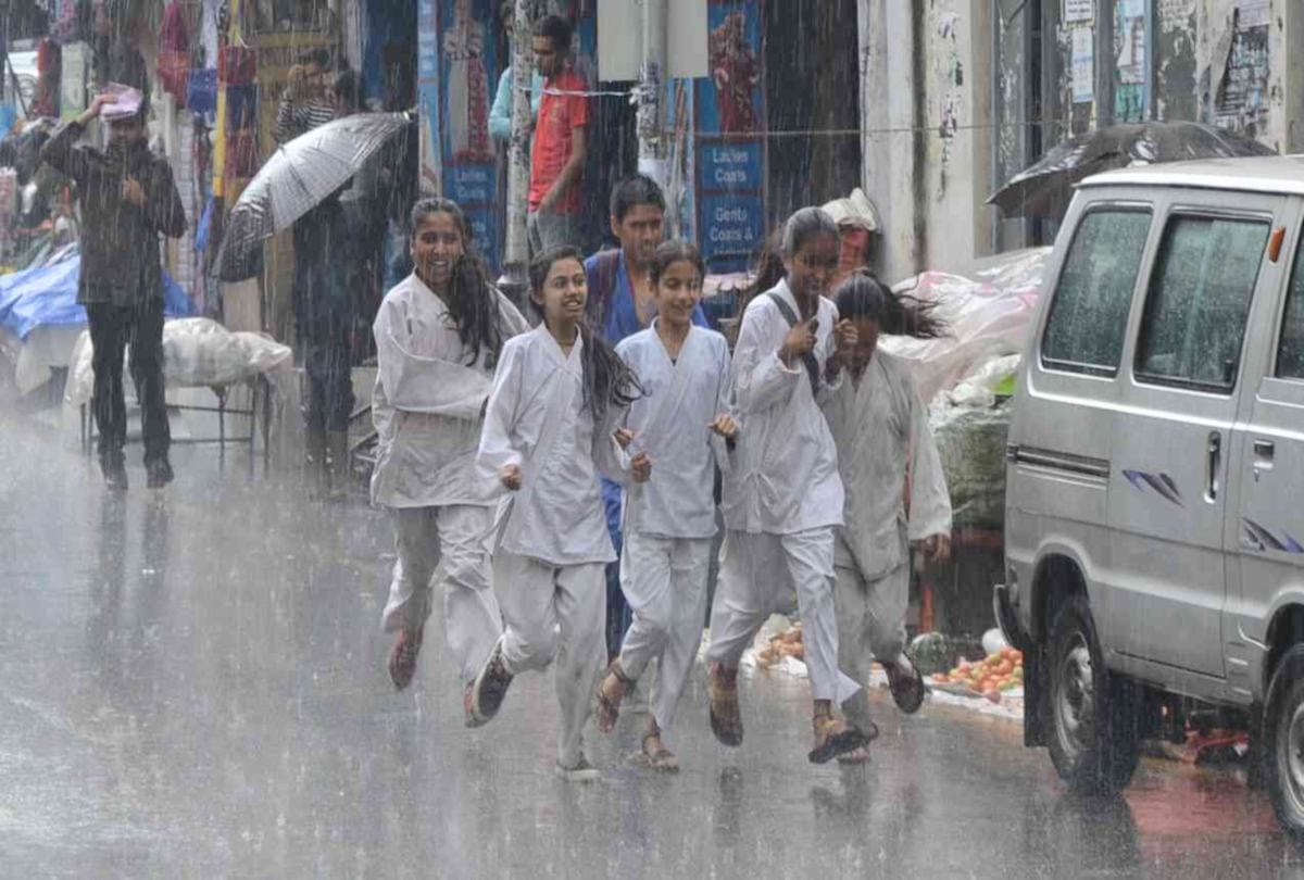 heavy rainfall warning for himachal from 22 to 24 september