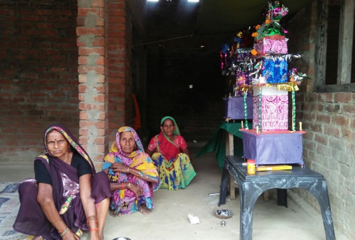 hindu families are also keeping tazia in their home