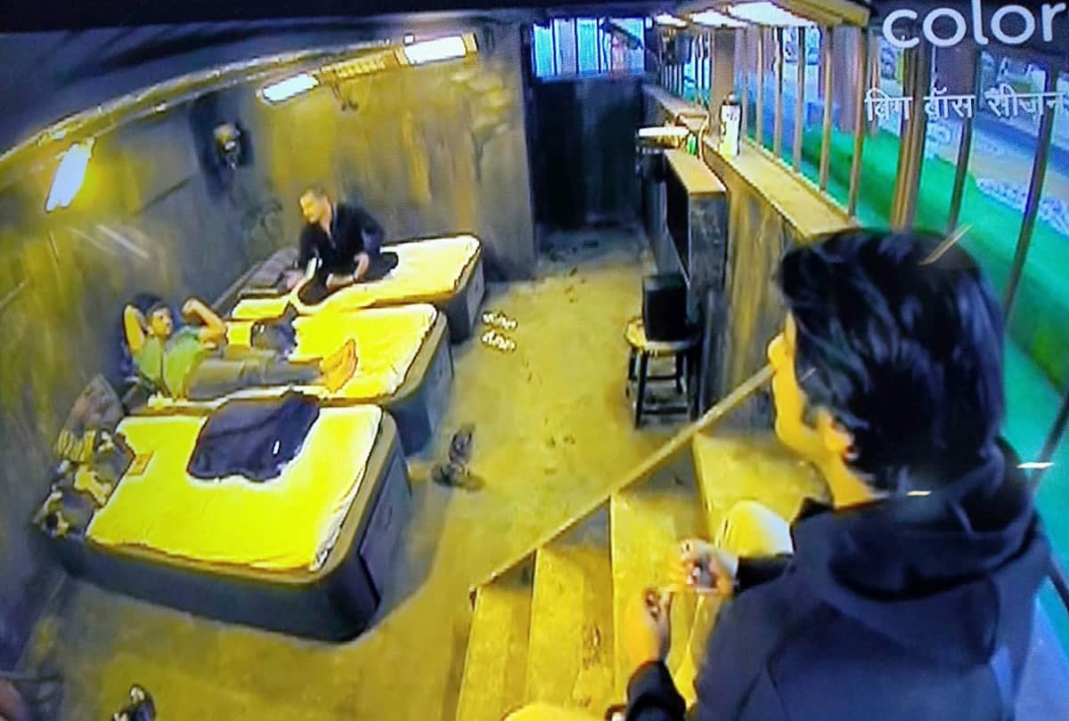 bigg boss 12 single female contestant will be first eliminated