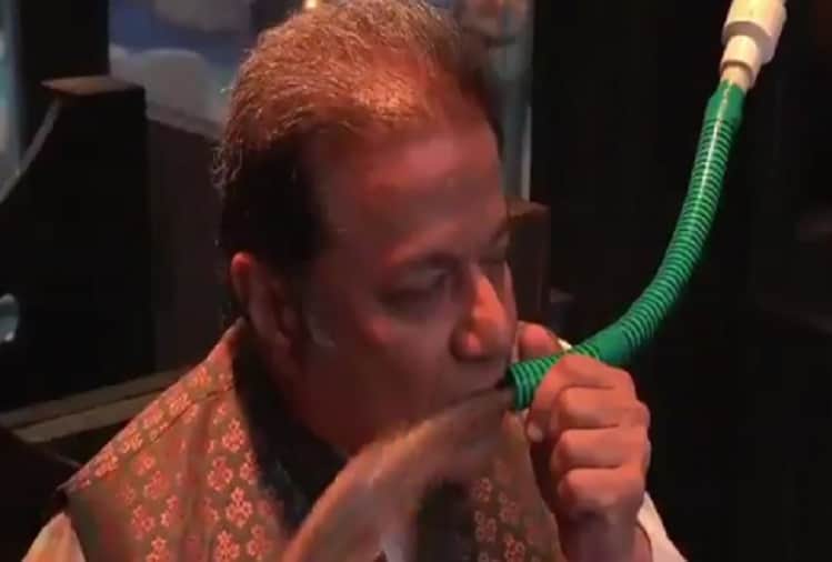 Bigg Boss 12 Weekend Ka Vaar housemates gets Anup Jalota inTortue Room