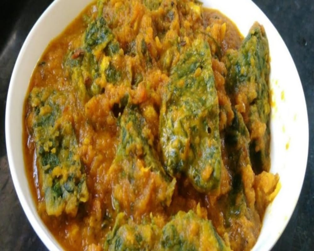 How to Make Arbi Leaves Chutney Know Arbi Ki Chutney Recipe in Hindi