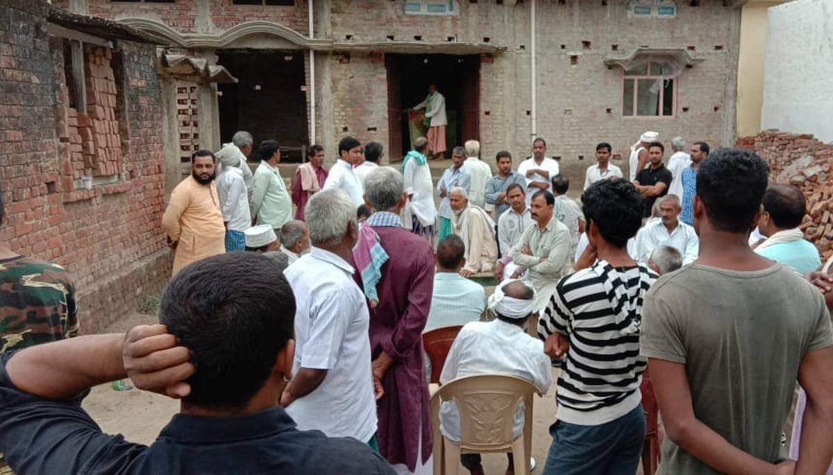 Three people died due to high tension wire touch to tazia in ballia