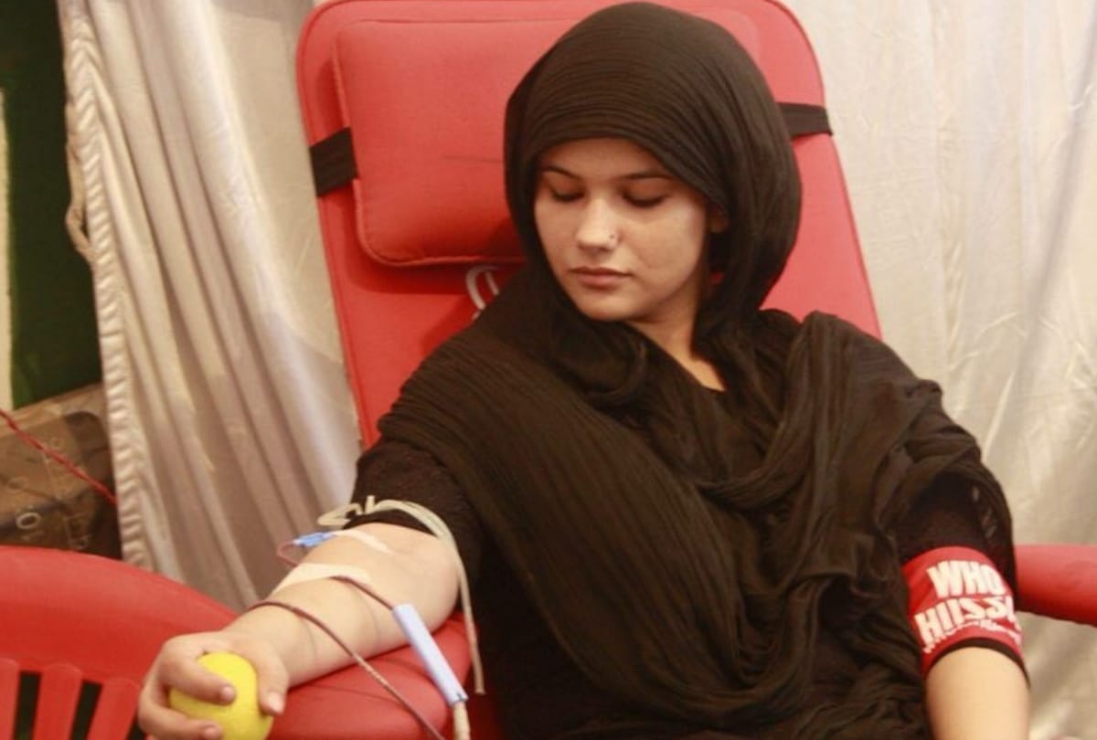 muslims donated their blood in lucknow