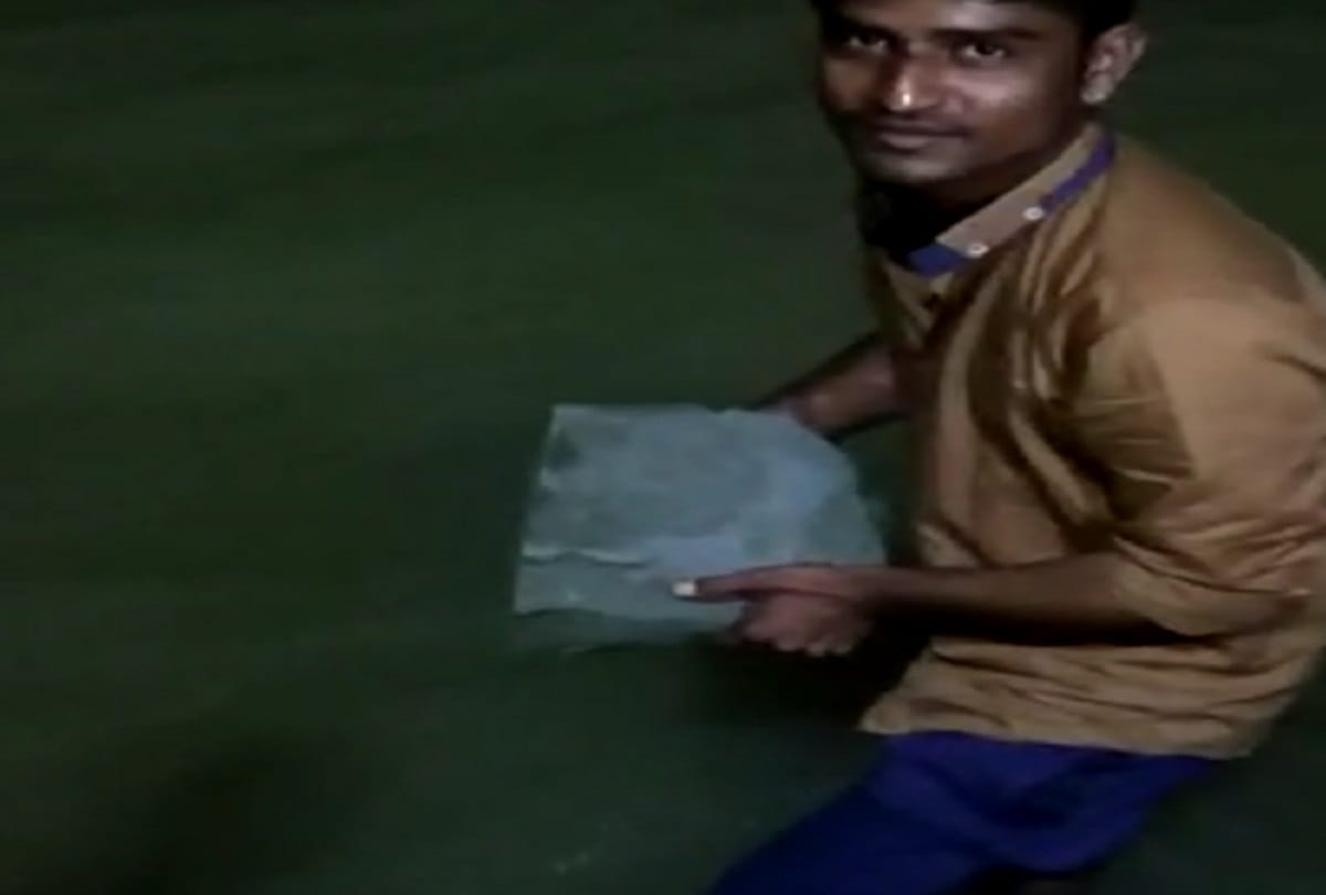 found stone named ram in ganga barrage at bijnor