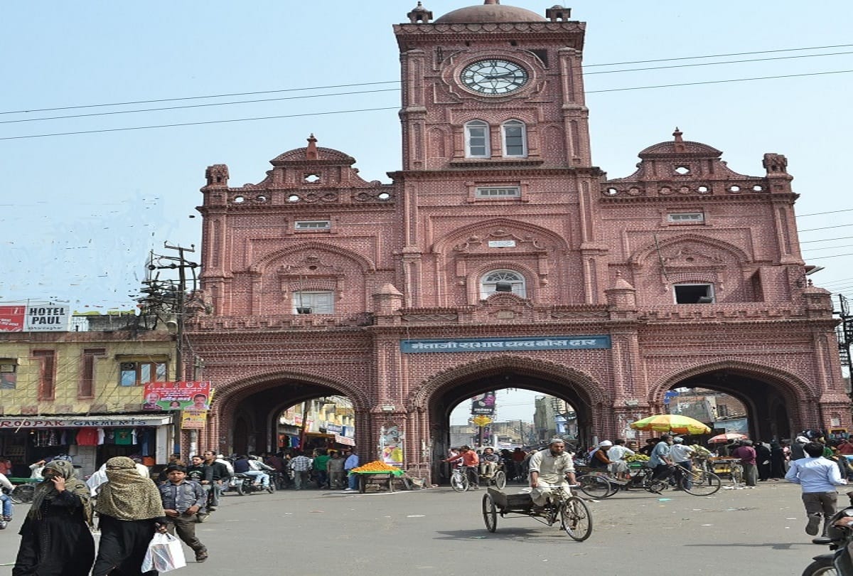 Subhash Chandra Bose and actor Shahrukh Khan prefer Meerut Clock, Shahrukh spent Rs 6 lakh