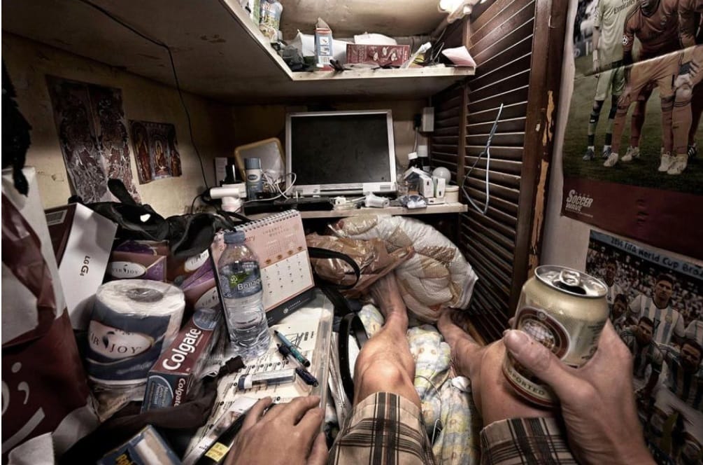 See the living style of world's costliest city Hong Kong
