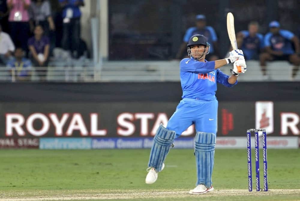MS Dhoni affect 800 dismissals in international cricket after mark boucherand adam gilchrist
