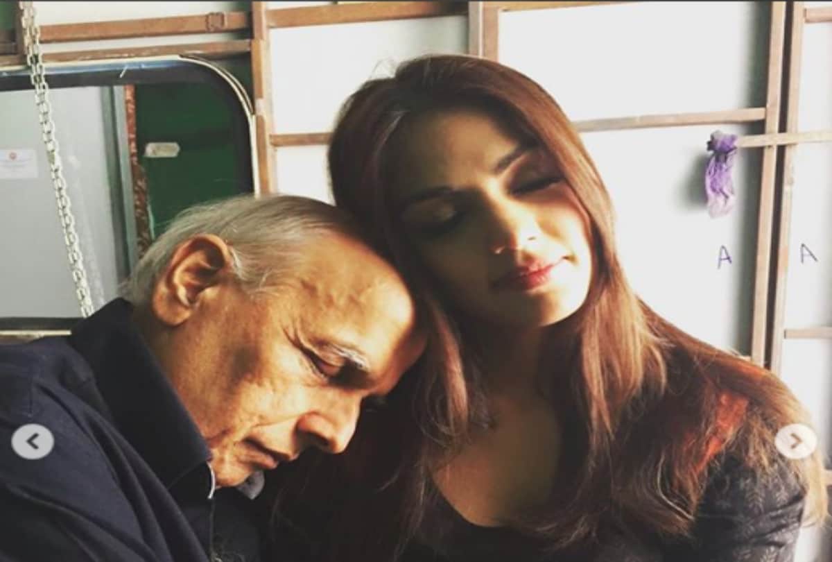 Sushant Singh Rajput death his family friend Nilotpal Mrinal allegations on mahesh bhatt and Rhea Chakraborty
