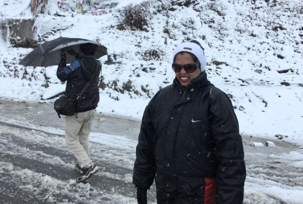 fresh snowfall in Rohtang Pass Himachal Pradesh