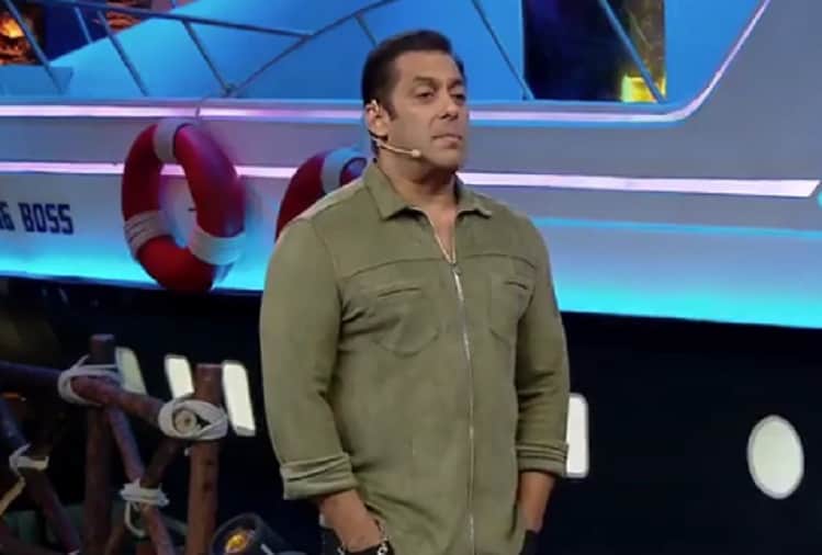 Bigg Boss 12 Weekend Ka Vaar housemates gets Anup Jalota inTortue Room