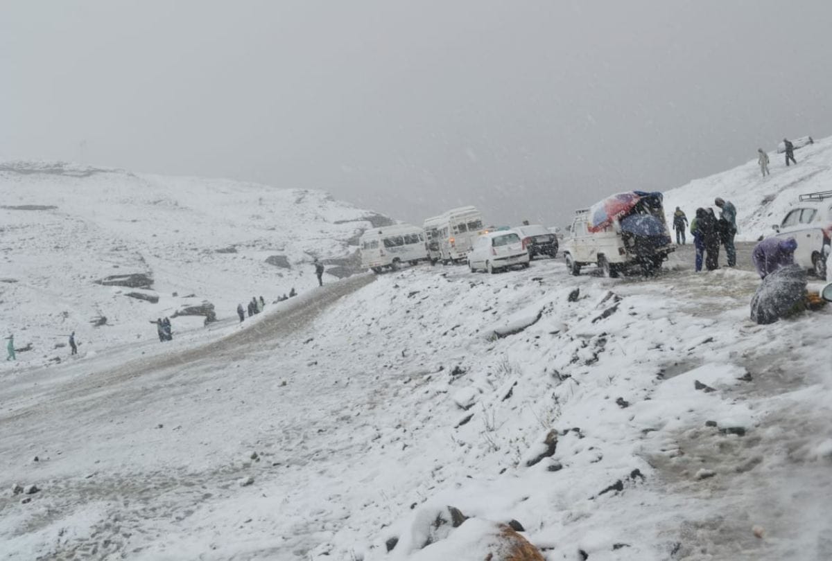 heavy rainfall and fresh snowfall recorded in himachal
